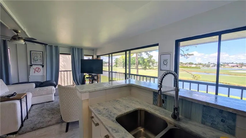 7410 Lake Breeze Dr 210, Fort Myers, Florida 33907