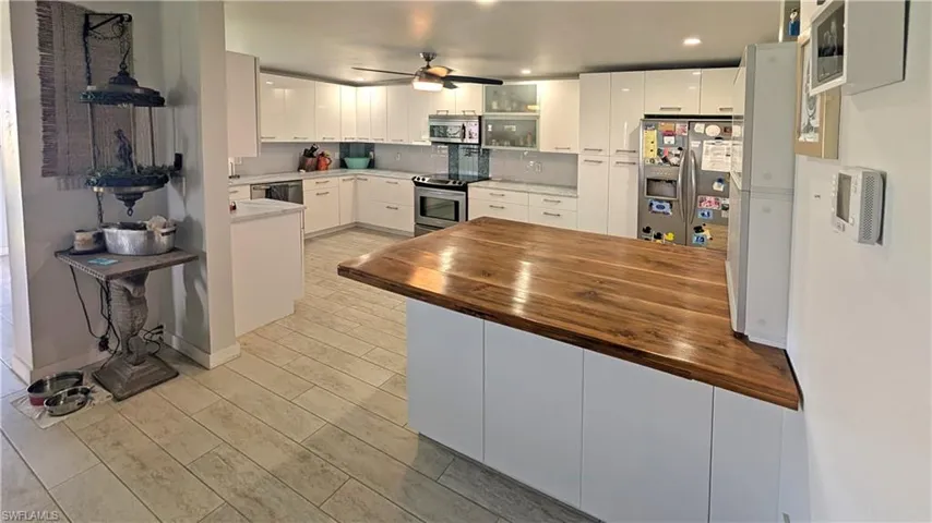 7410 Lake Breeze Dr 210, Fort Myers, Florida 33907