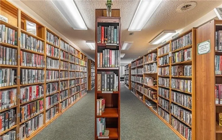 7410 Lake Breeze Dr 210, Fort Myers, Florida 33907