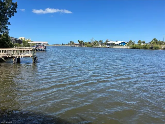4301 Nw 33rd St, Cape Coral, Florida 33993