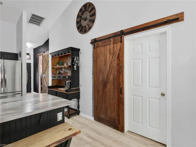 1903 Ne 33rd St, Cape Coral, Florida 33909