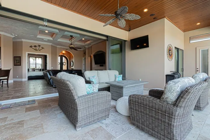 Incredible area for entertaining and relaxing