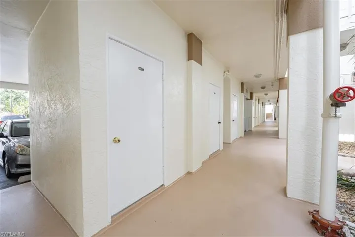 6025 Chardonnay Ln 103, Naples, Florida 34119