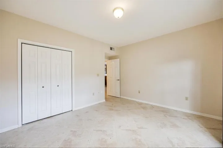 6025 Chardonnay Ln 103, Naples, Florida 34119