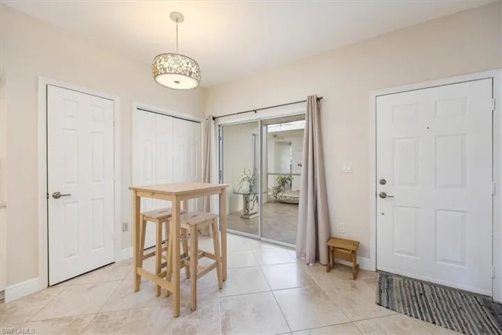 6025 Chardonnay Ln 103, Naples, Florida 34119