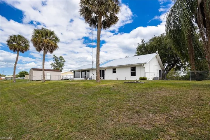 1159 Lock Ln, Moore Haven, Florida 33471