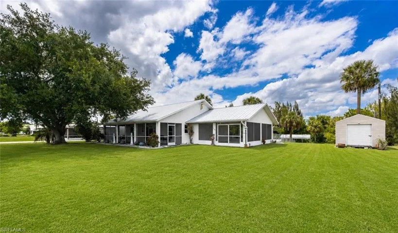 1159 Lock Ln, Moore Haven, Florida 33471