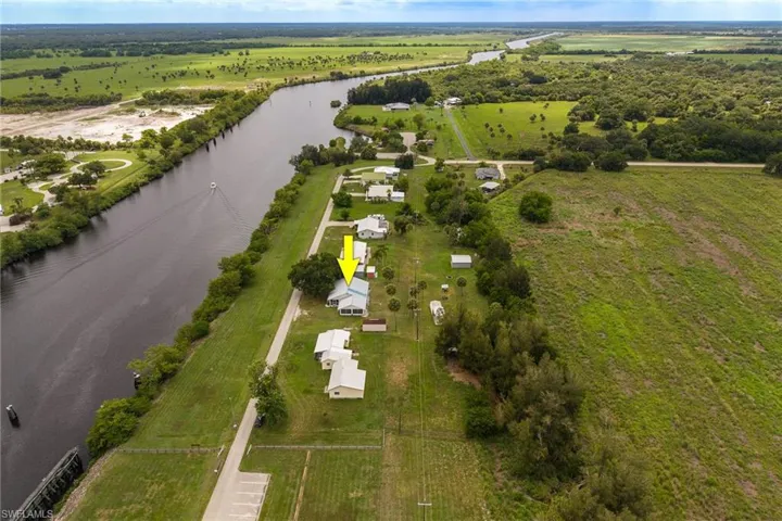 1159 Lock Ln, Moore Haven, Florida 33471