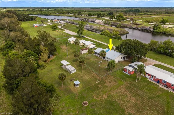 1159 Lock Ln, Moore Haven, Florida 33471