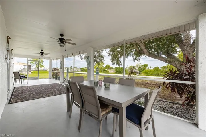 1159 Lock Ln, Moore Haven, Florida 33471