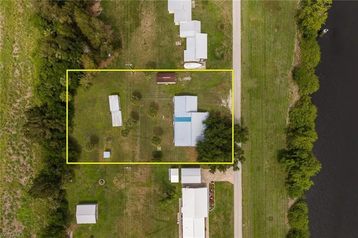 1159 Lock Ln, Moore Haven, Florida 33471