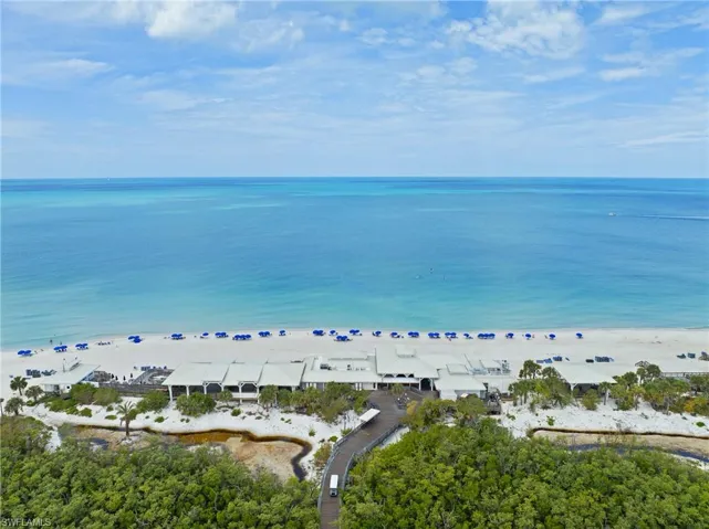 818 Tanbark Dr 204, Naples, Florida 34108