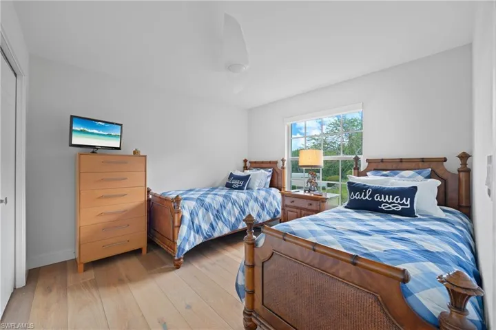 818 Tanbark Dr 204, Naples, Florida 34108
