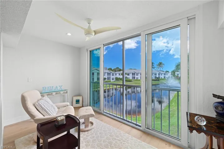 818 Tanbark Dr 204, Naples, Florida 34108