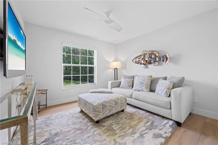 818 Tanbark Dr 204, Naples, Florida 34108