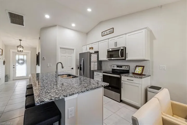 3401 NE 13th  PL, Cape Coral, FL 33909