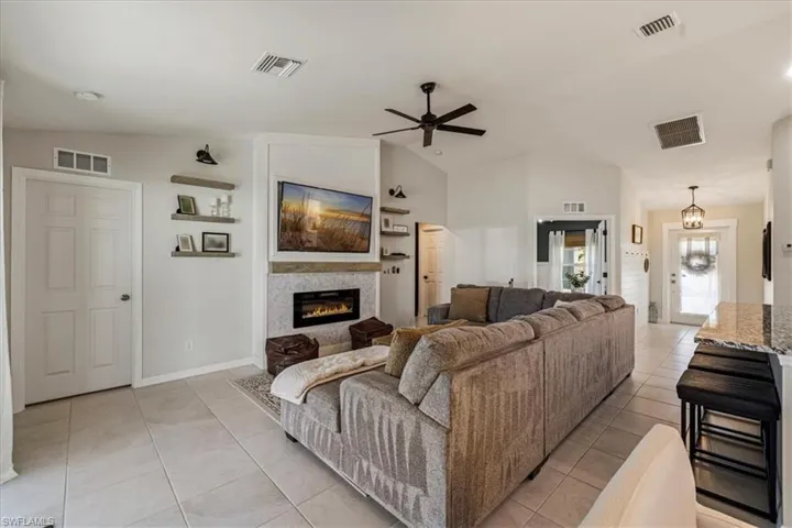 3401 NE 13th  PL, Cape Coral, FL 33909