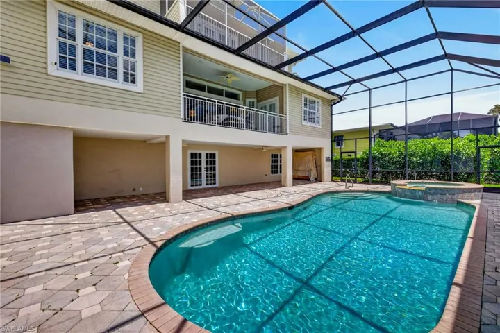 27041 Flamingo Dr, Bonita Springs, Florida 34135
