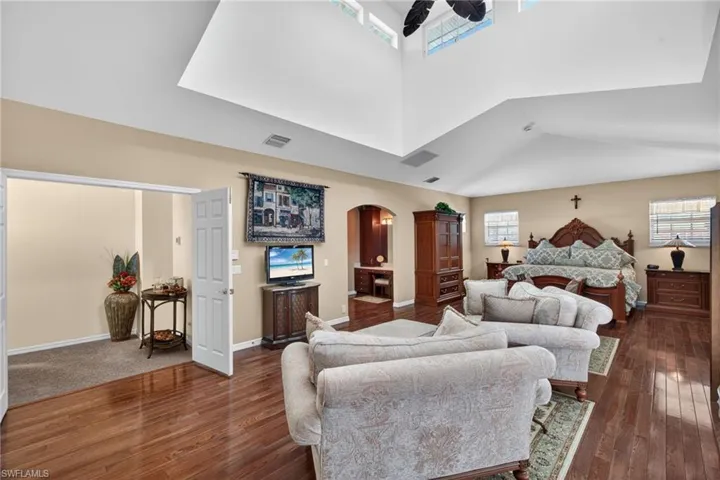 27041 Flamingo Dr, Bonita Springs, Florida 34135