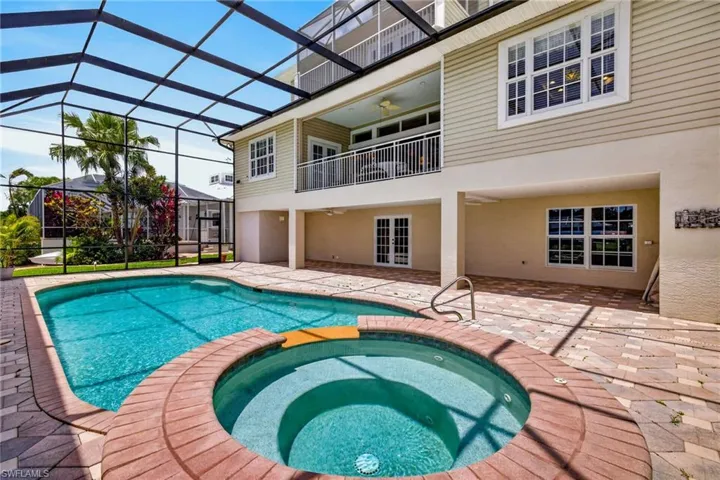 27041 Flamingo Dr, Bonita Springs, Florida 34135