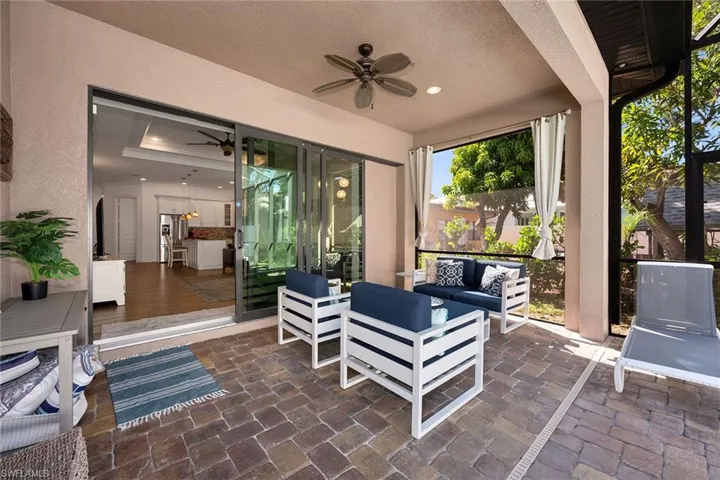 833  109th N AVE, Naples, FL 34108