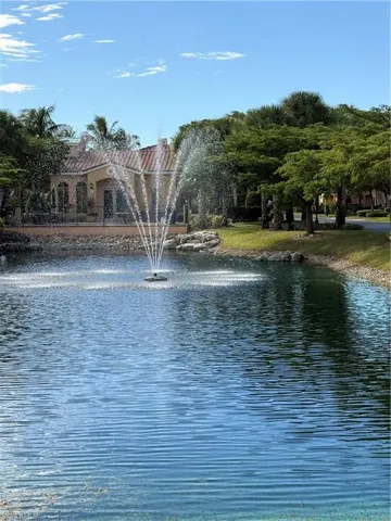 Front view with fountain
