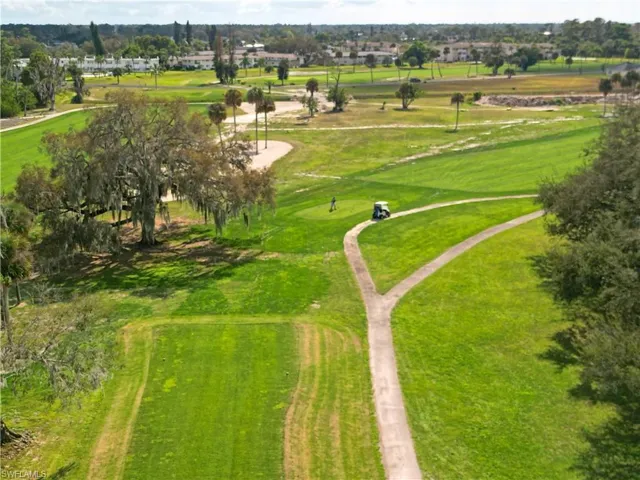 Bird's eye view of the golf course