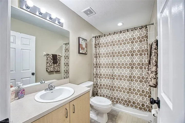 15361 Bellamar Cir 114, Fort Myers, Florida 33908