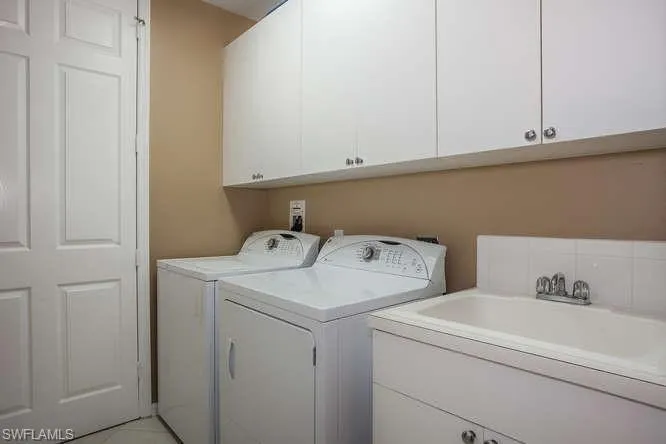 400 Flagship Dr 604, Naples, Florida 34108