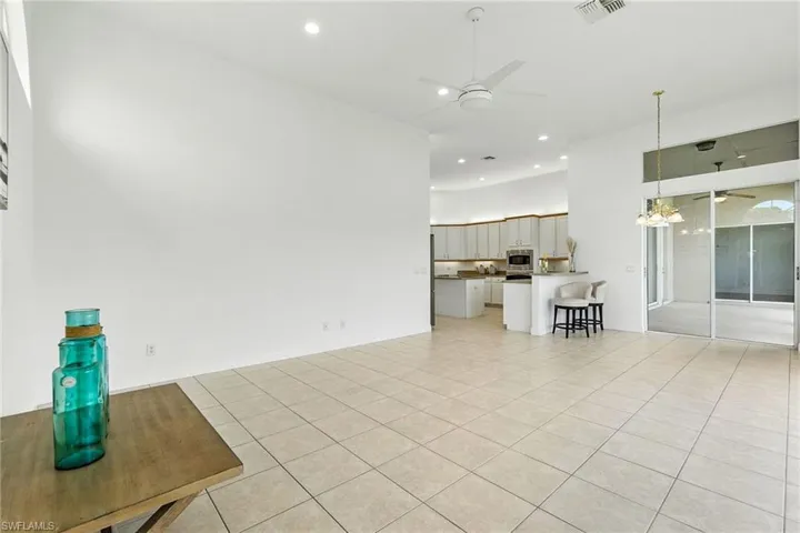 9101  Kings Cove  CT, Fort Myers, FL 33967