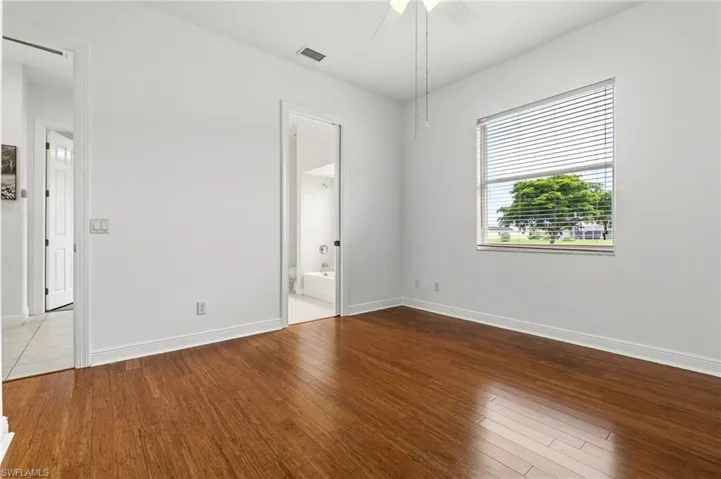 9101  Kings Cove  CT, Fort Myers, FL 33967