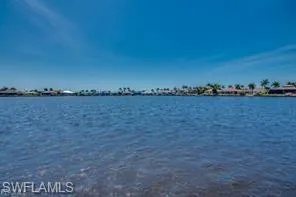 702 Sw 52nd St, Cape Coral, Florida 33914