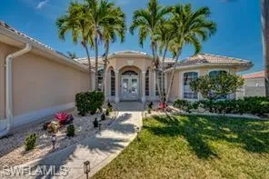 702 Sw 52nd St, Cape Coral, Florida 33914