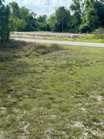 4112  2nd W ST, Lehigh Acres, FL 33971