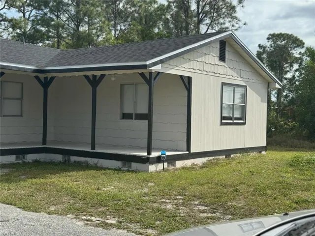 4112  2nd W ST, Lehigh Acres, FL 33971