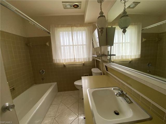 2nd Bathroom