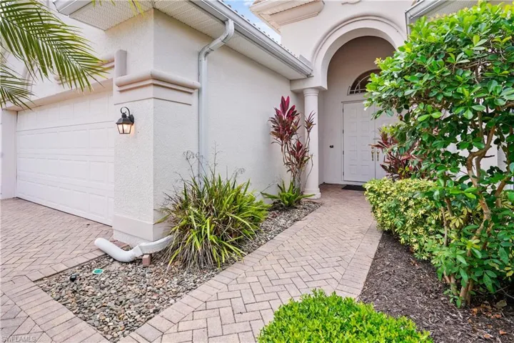 8831 Largo Mar Dr, Estero, Florida 33967