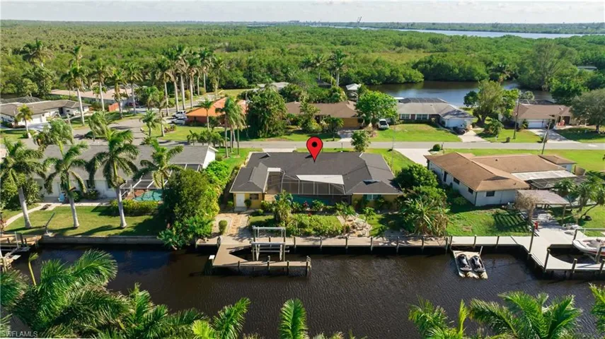 2205 Channel Way, North Fort Myers, Florida 33917