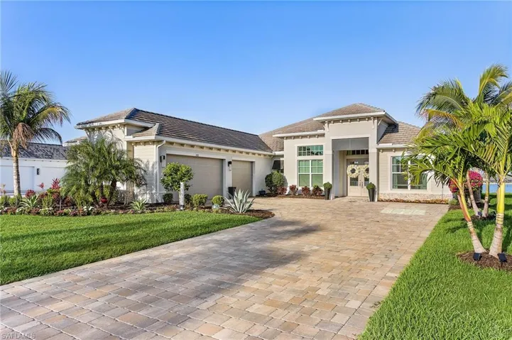 13832 Blue Bay Cir, Fort Myers, Florida 33913