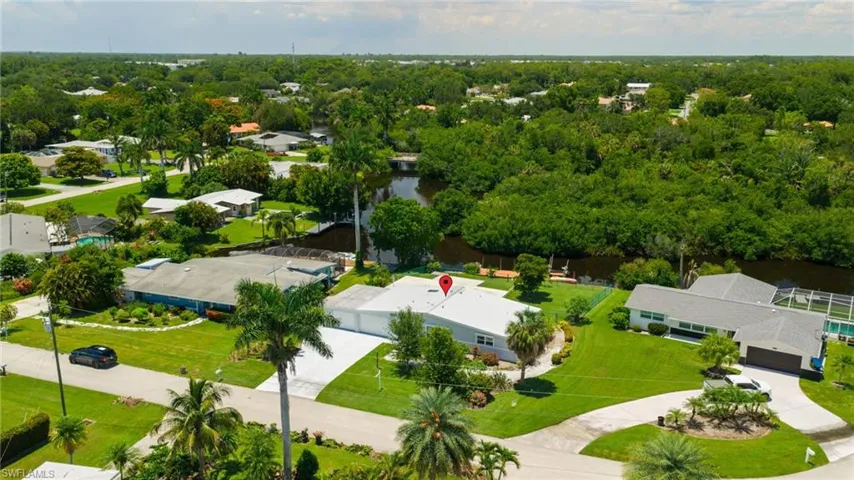 1729 Club House Rd, North Fort Myers, Florida 33917