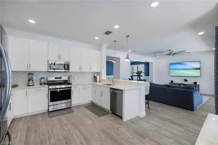 4500 Aurora St, Naples, Florida 34119