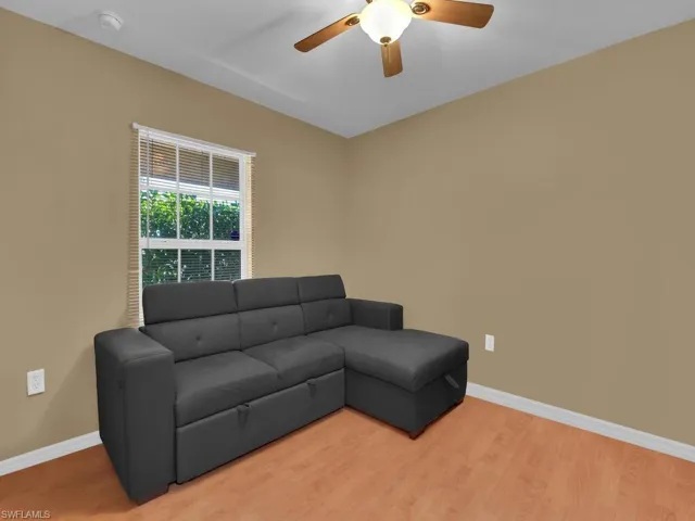2609 Ne 5th Ave, Cape Coral, Florida 33909