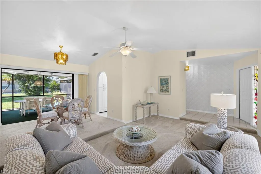 2244 27th TER, Cape Coral, FL 33904,225061311
