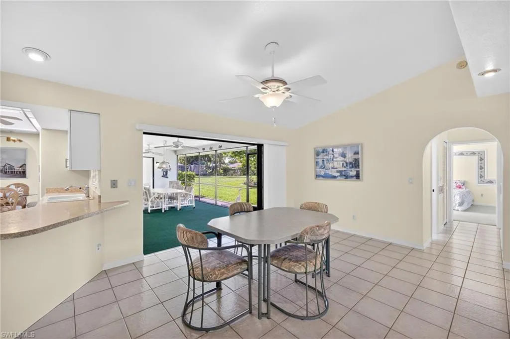2244 27th TER, Cape Coral, FL 33904,225061311