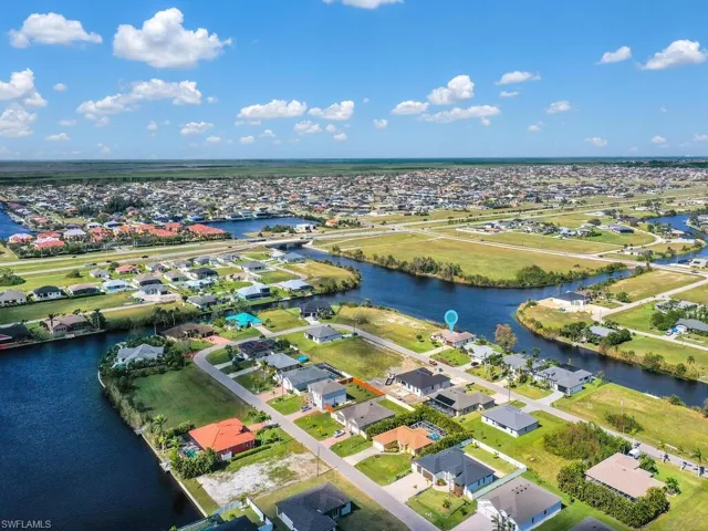 Situated On Wide Canal
