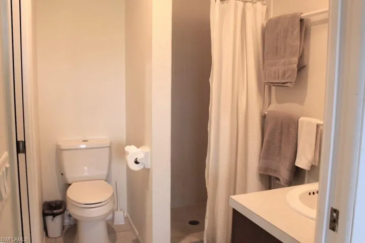 16361 Dublin Cir 203, Fort Myers, Florida 33908