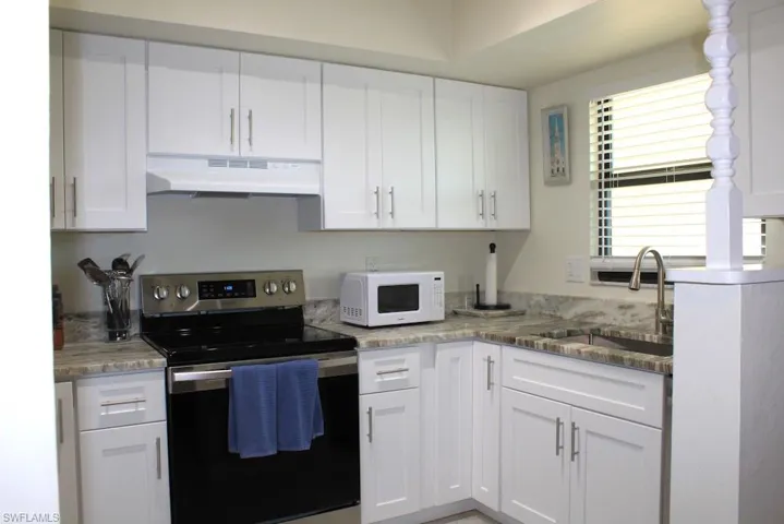 16361 Dublin Cir 203, Fort Myers, Florida 33908