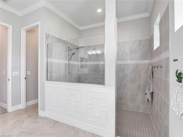 Owner's Walk-in Shower