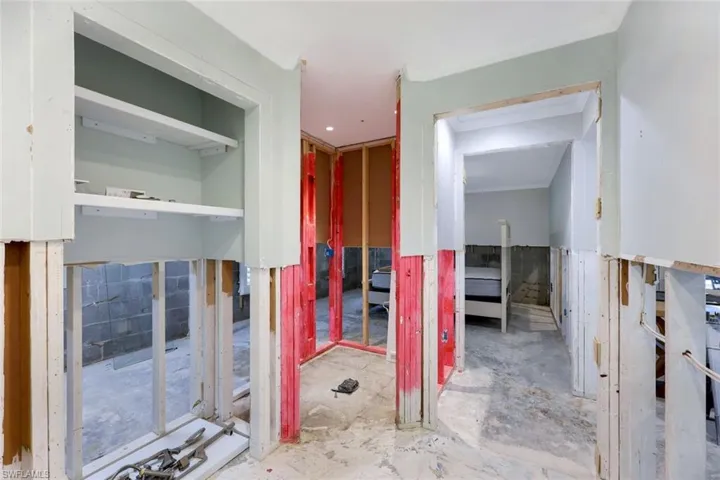 En suite primary bathroom.
