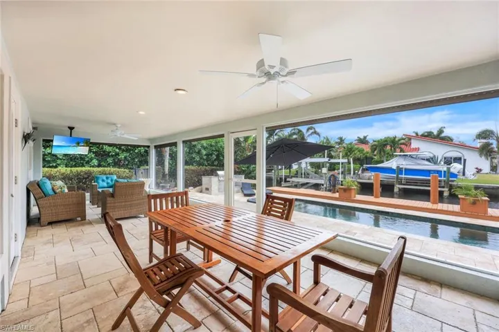 Oversized lanai offers plenty of room for dining and relaxing.